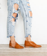 Emma | Patterned Flat