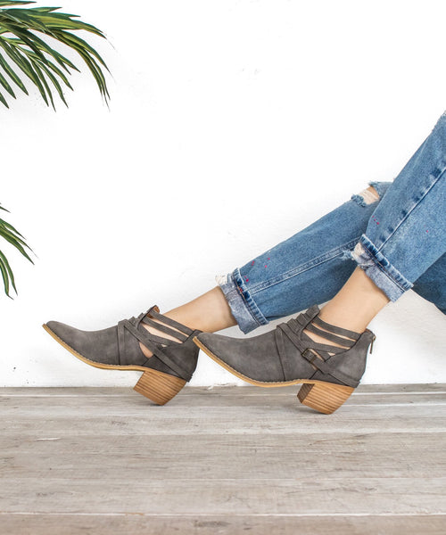 Lenore |  Strappy Western Bootie - Mi.iM