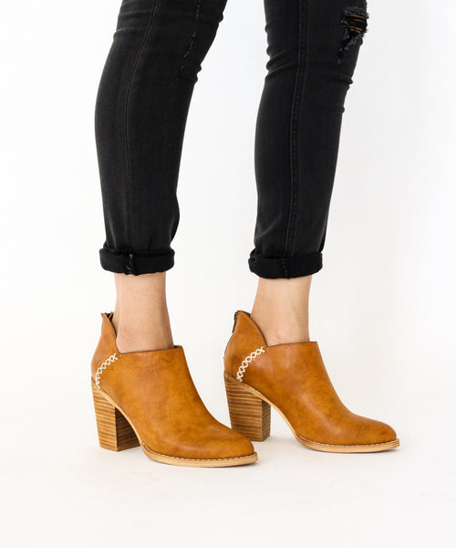 Paradise |  Western Low Ankle Boot - Mi.iM Shoes