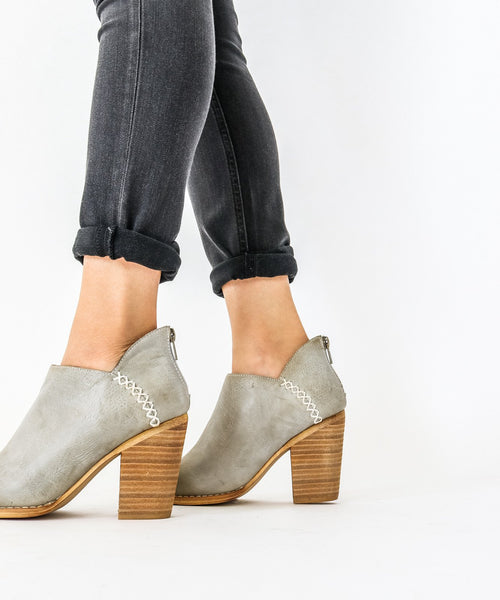 Paradise |  Western Low Ankle Boot - Mi.iM Shoes