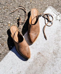 Sardinia | Simple Curved Leather Mules <br> Ships Between 10/11~10/18, 2017