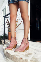 Tess-04 | Side V-Cut Booties