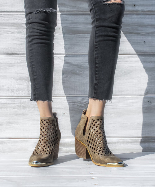 Vera Diamond Cut Bootie - Mi.iM