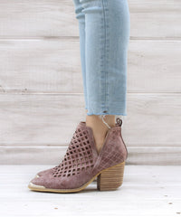 Vera Diamond Cut Bootie - Mi.iM
